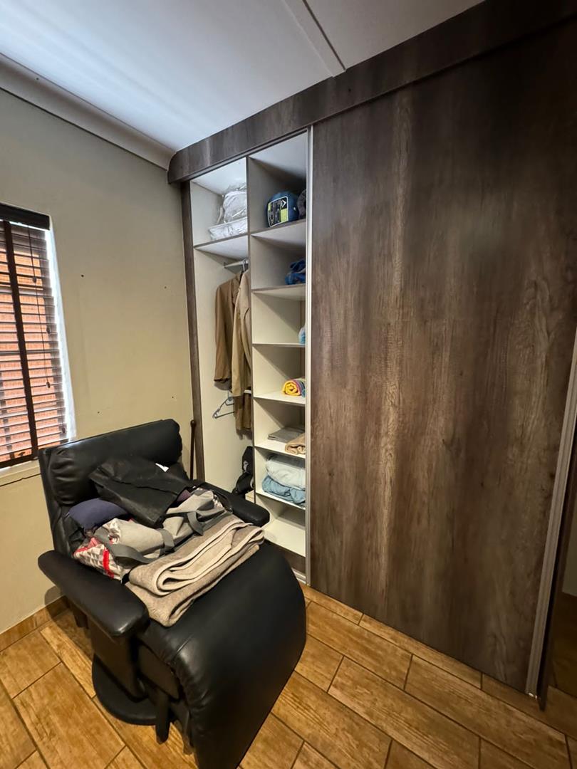 To Let 3 Bedroom Property for Rent in Rothdene Gauteng