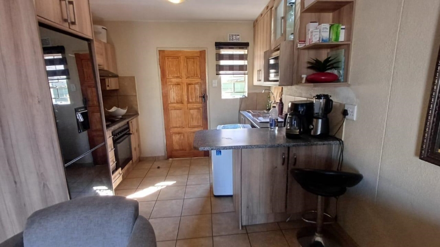 3 Bedroom Property for Sale in Albertsdal Gauteng