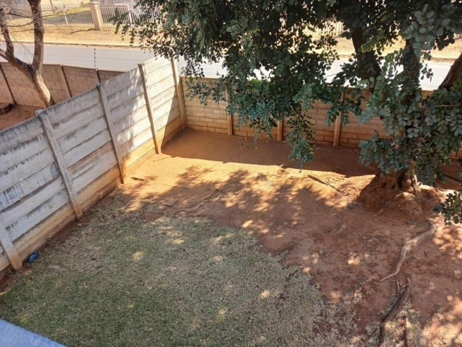 2 Bedroom Property for Sale in Airport Park Gauteng