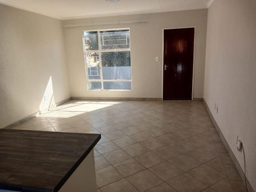 2 Bedroom Property for Sale in Airport Park Gauteng