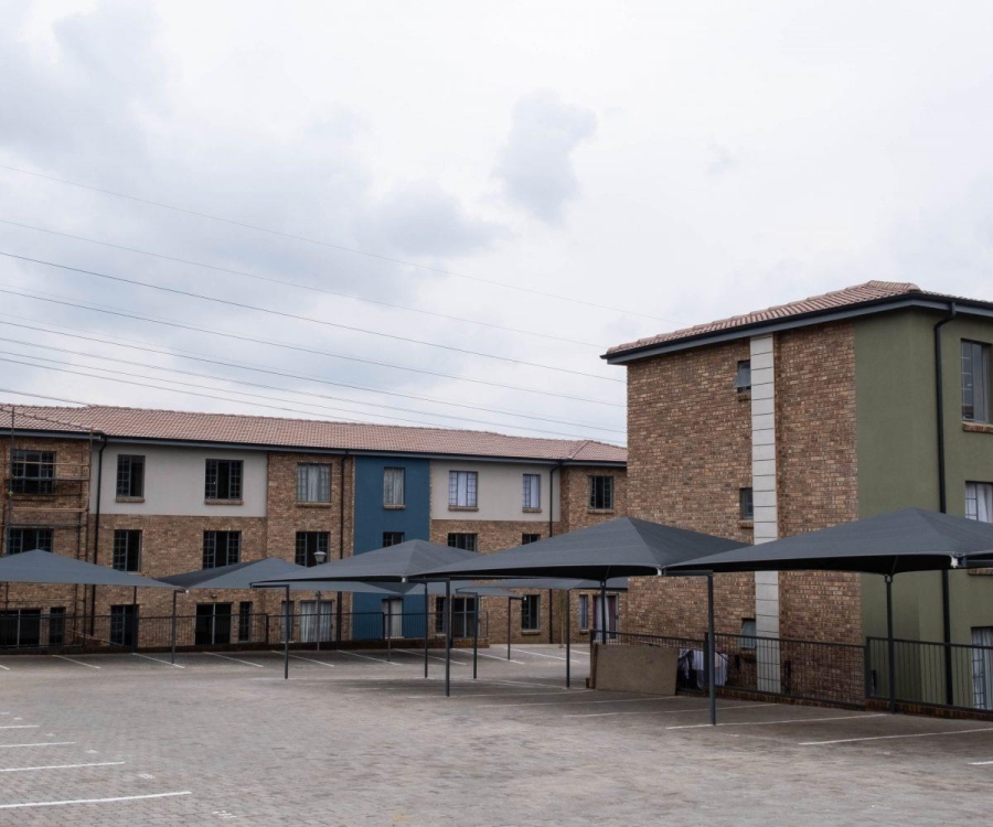 To Let 2 Bedroom Property for Rent in Rooihuiskraal Gauteng