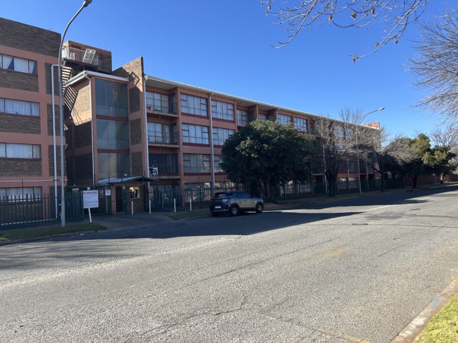 2 Bedroom Property for Sale in Benoni Central Gauteng