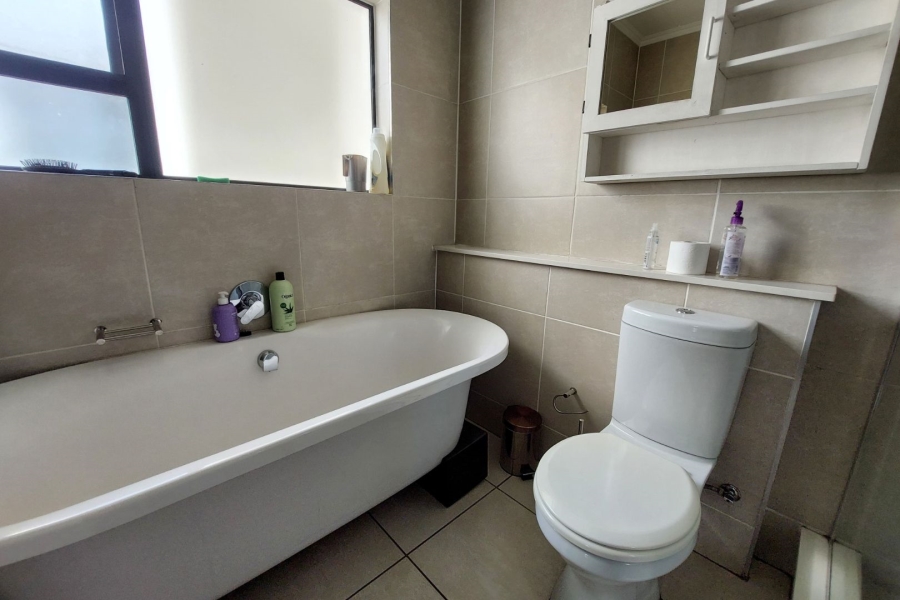 To Let 3 Bedroom Property for Rent in Bryanston Gauteng