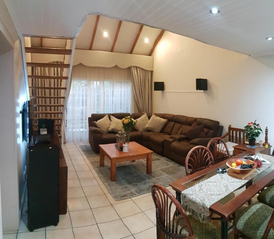 3 Bedroom Property for Sale in Eldoraigne Gauteng
