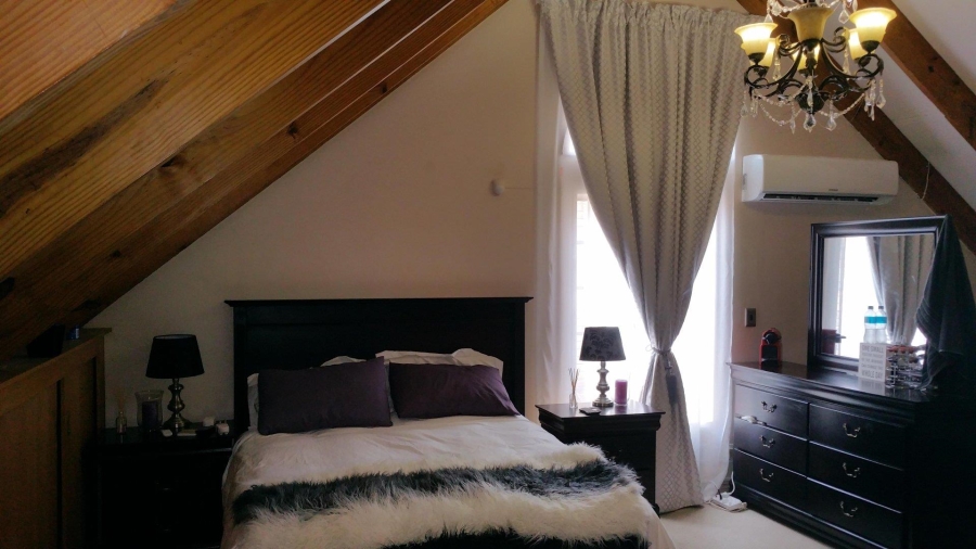 3 Bedroom Property for Sale in Eldoraigne Gauteng