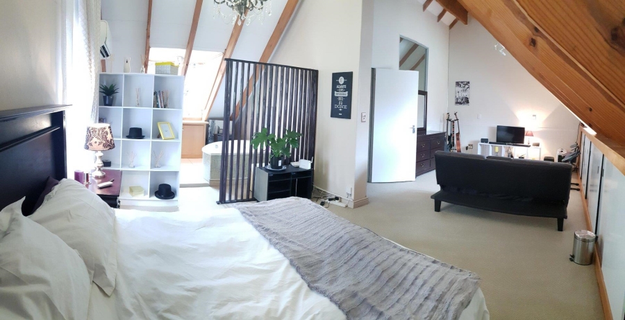 3 Bedroom Property for Sale in Eldoraigne Gauteng