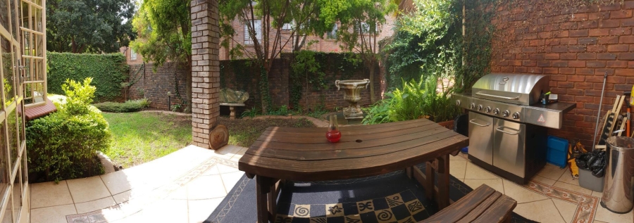 3 Bedroom Property for Sale in Eldoraigne Gauteng