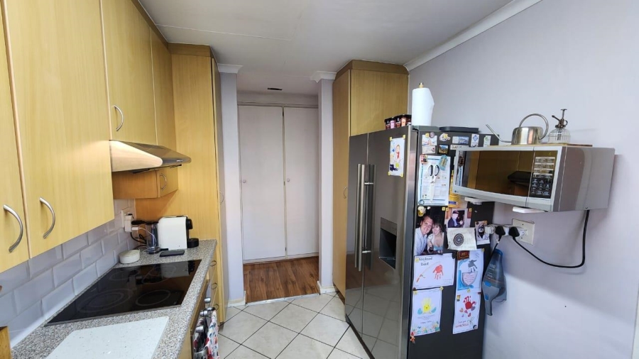 To Let 2 Bedroom Property for Rent in Eldoraigne Gauteng