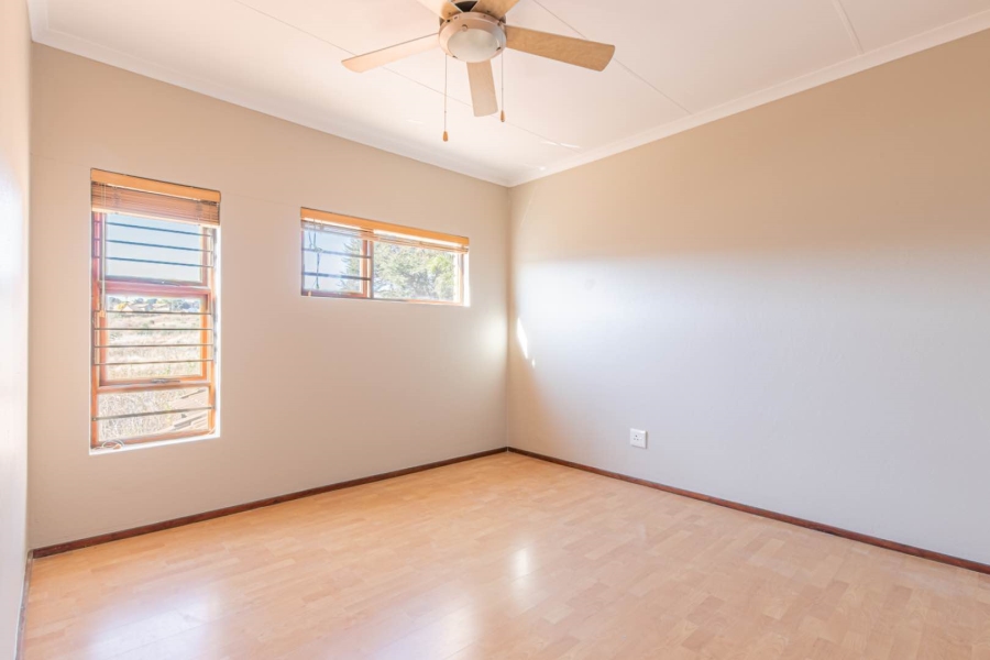 3 Bedroom Property for Sale in Radiokop Gauteng