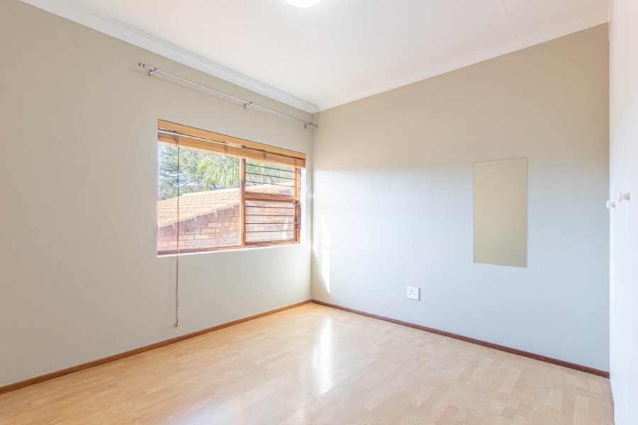3 Bedroom Property for Sale in Radiokop Gauteng