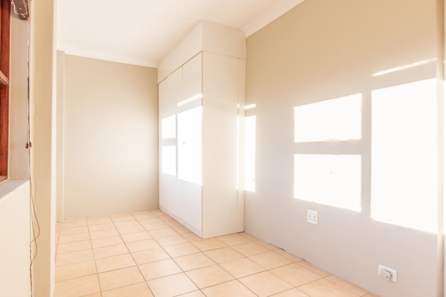 3 Bedroom Property for Sale in Radiokop Gauteng