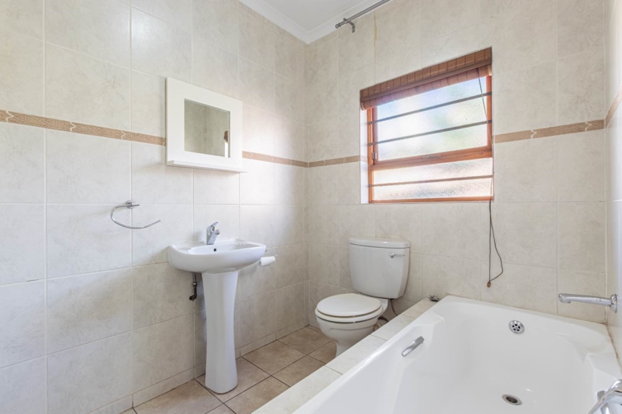 3 Bedroom Property for Sale in Radiokop Gauteng