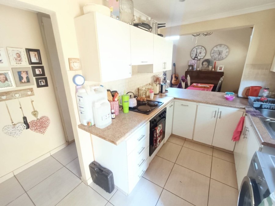 3 Bedroom Property for Sale in Clubview Gauteng