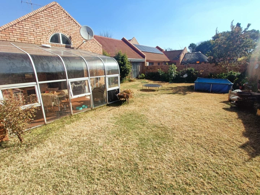 3 Bedroom Property for Sale in Clubview Gauteng