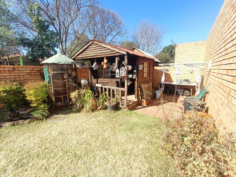 3 Bedroom Property for Sale in Clubview Gauteng