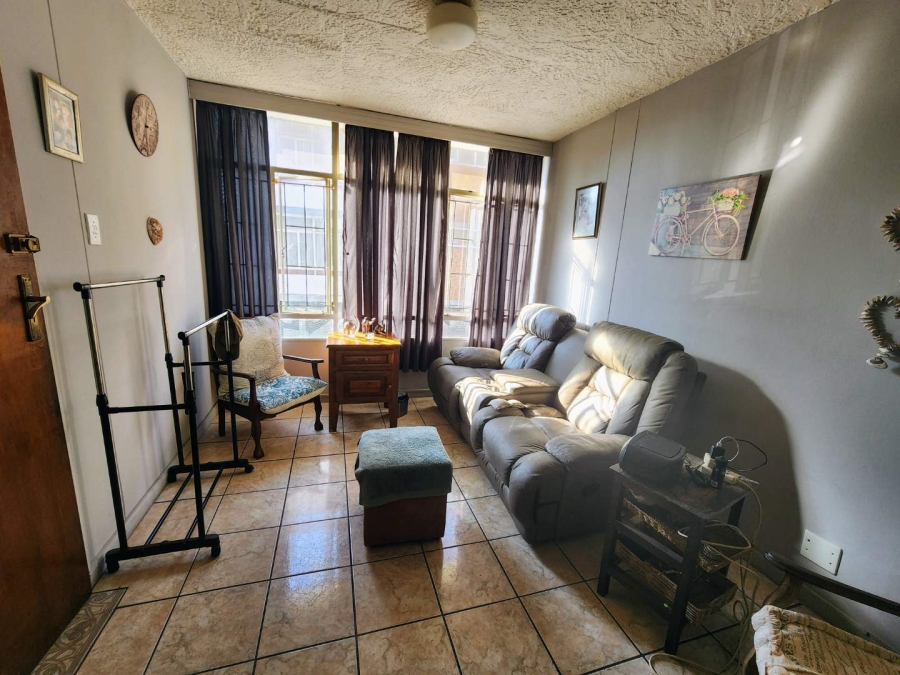 1 Bedroom Property for Sale in Kilner Park Gauteng