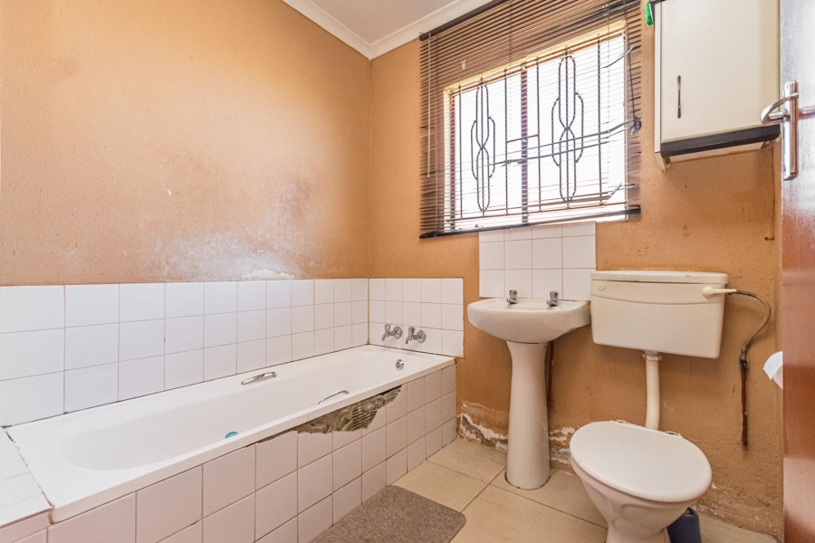 3 Bedroom Property for Sale in Mindalore Gauteng