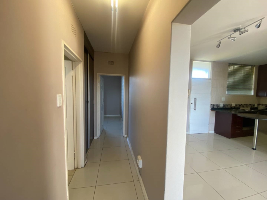 To Let 2 Bedroom Property for Rent in Parktown Gauteng
