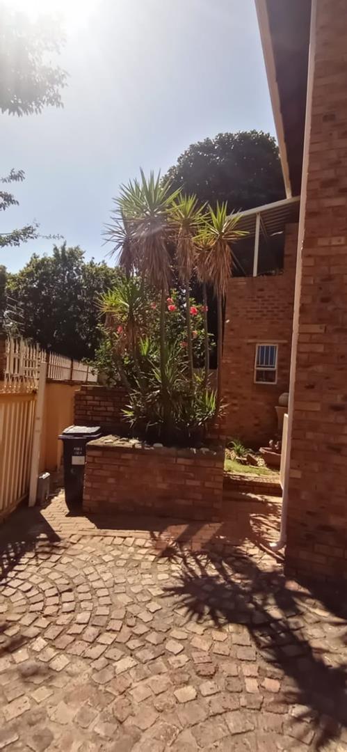 4 Bedroom Property for Sale in Elandspark Gauteng
