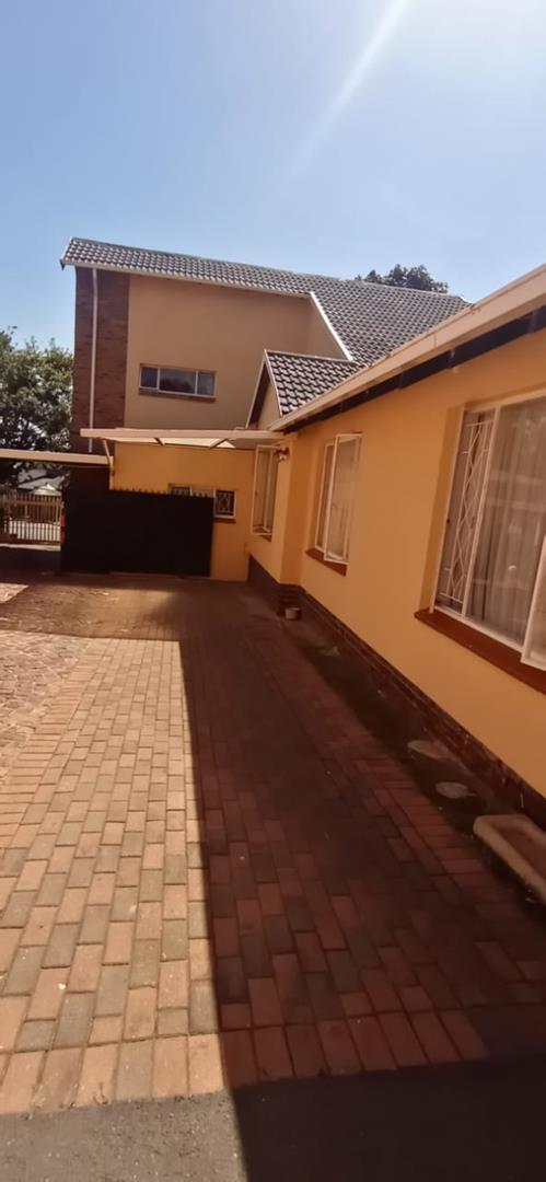 4 Bedroom Property for Sale in Elandspark Gauteng