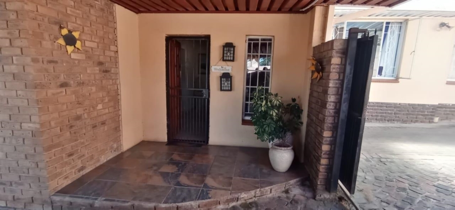4 Bedroom Property for Sale in Elandspark Gauteng