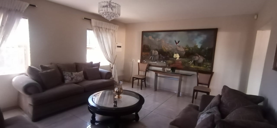 4 Bedroom Property for Sale in Elandspark Gauteng