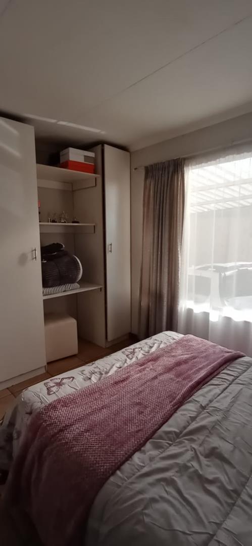 4 Bedroom Property for Sale in Elandspark Gauteng