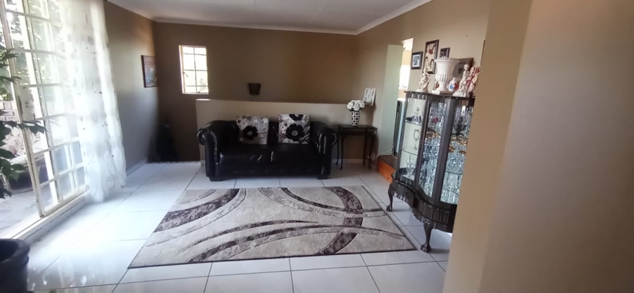 4 Bedroom Property for Sale in Elandspark Gauteng