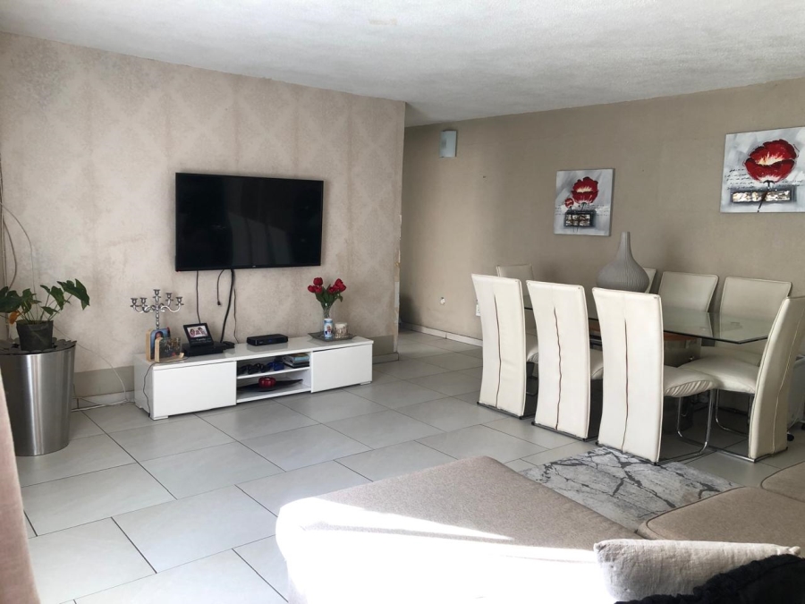4 Bedroom Property for Sale in Elandspark Gauteng