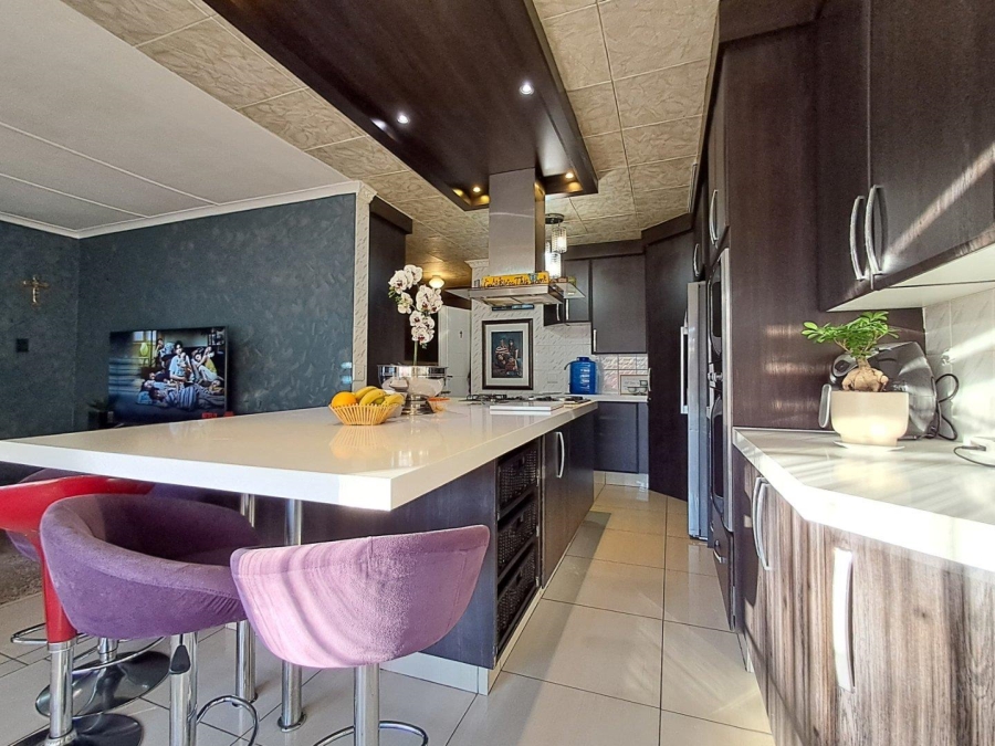 4 Bedroom Property for Sale in Albemarle Gauteng