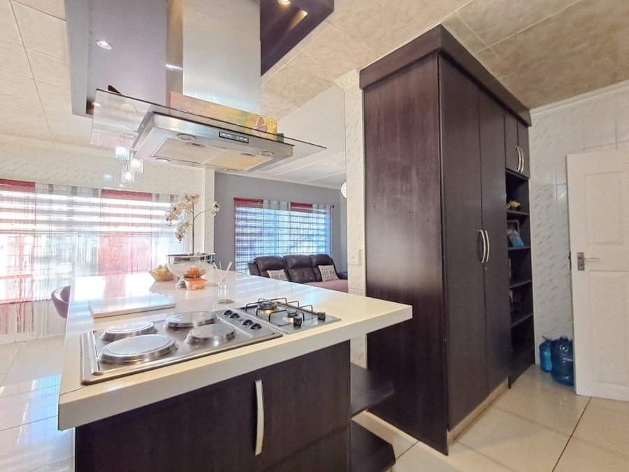 4 Bedroom Property for Sale in Albemarle Gauteng