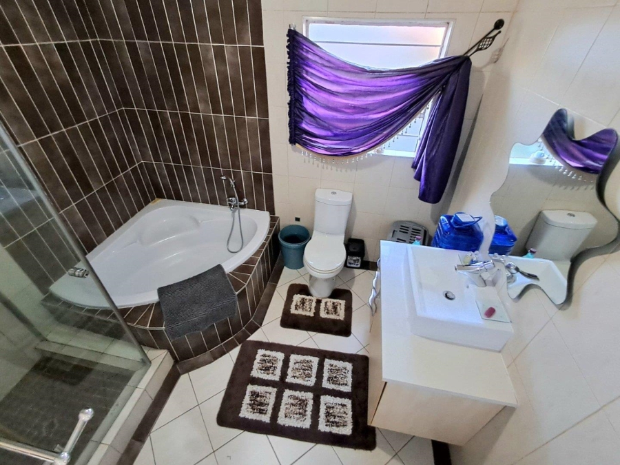 4 Bedroom Property for Sale in Albemarle Gauteng