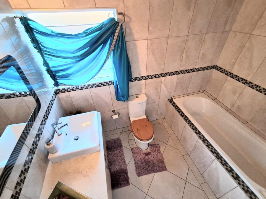 4 Bedroom Property for Sale in Albemarle Gauteng