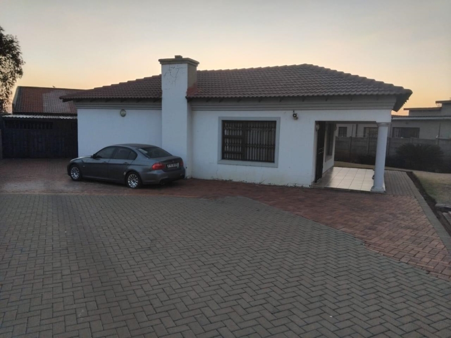 3 Bedroom Property for Sale in Leondale Gauteng