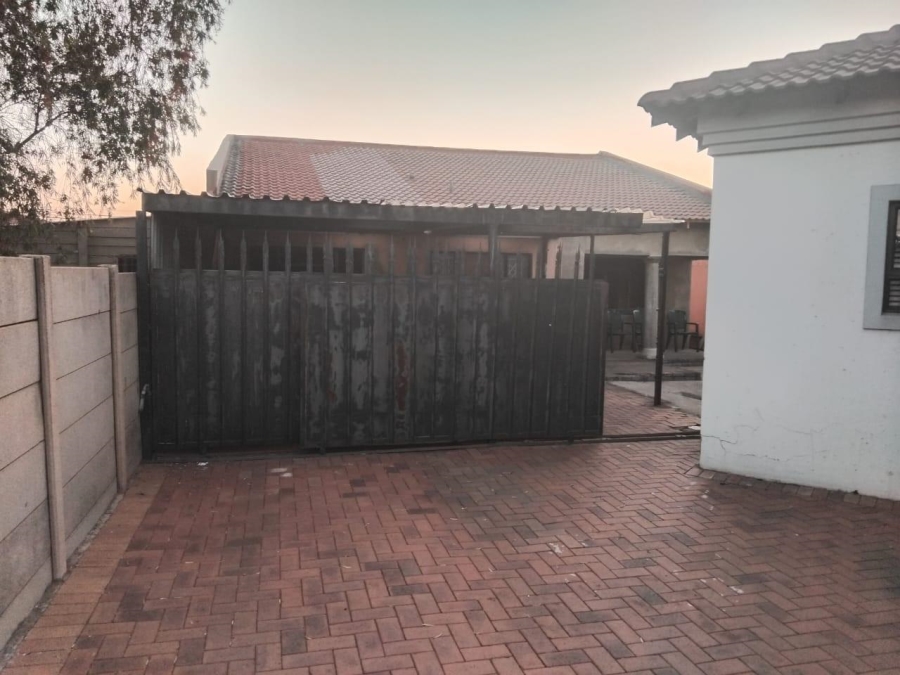 3 Bedroom Property for Sale in Leondale Gauteng