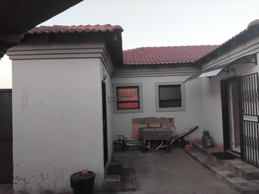 3 Bedroom Property for Sale in Leondale Gauteng