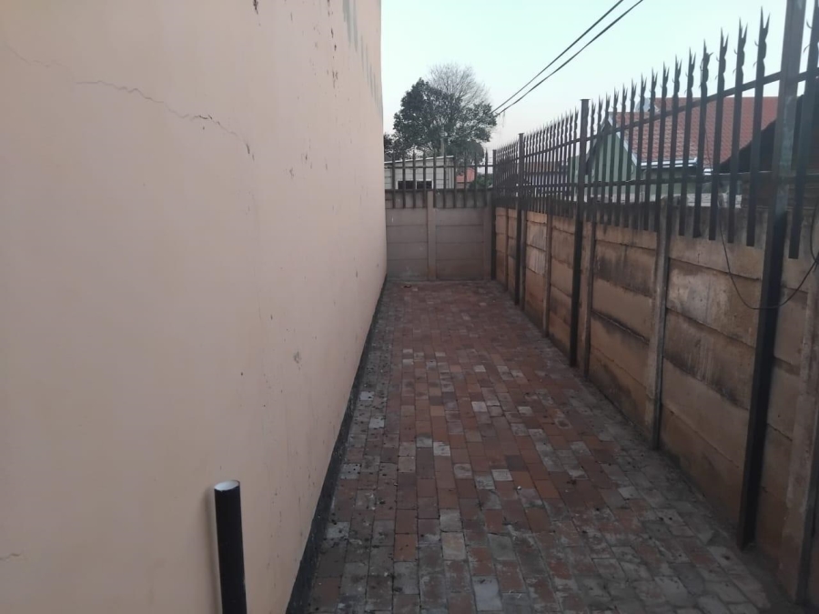 3 Bedroom Property for Sale in Leondale Gauteng