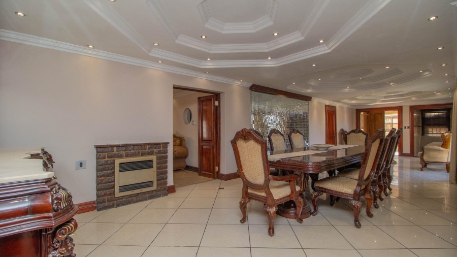 4 Bedroom Property for Sale in Mackenzie Park Gauteng