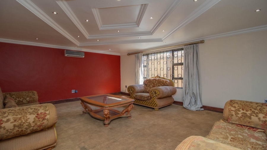 4 Bedroom Property for Sale in Mackenzie Park Gauteng