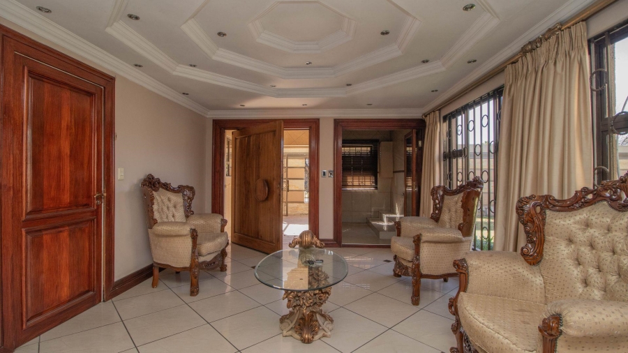 4 Bedroom Property for Sale in Mackenzie Park Gauteng