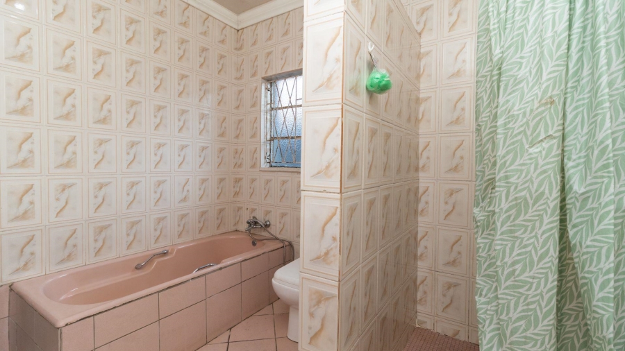 5 Bedroom Property for Sale in Actonville Gauteng