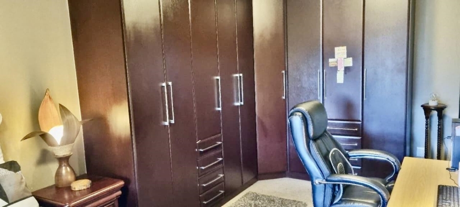 3 Bedroom Property for Sale in Northmead Gauteng