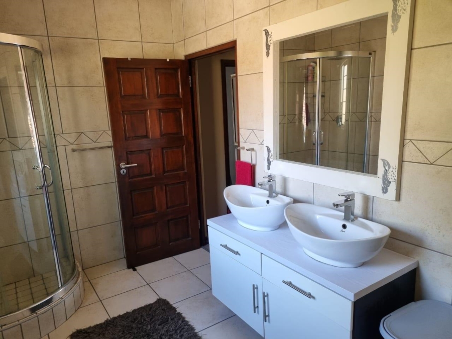 3 Bedroom Property for Sale in Northmead Gauteng
