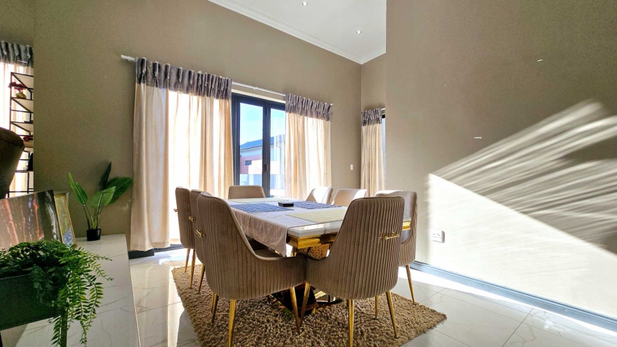 4 Bedroom Property for Sale in The Hills Game Reserve Estate Gauteng