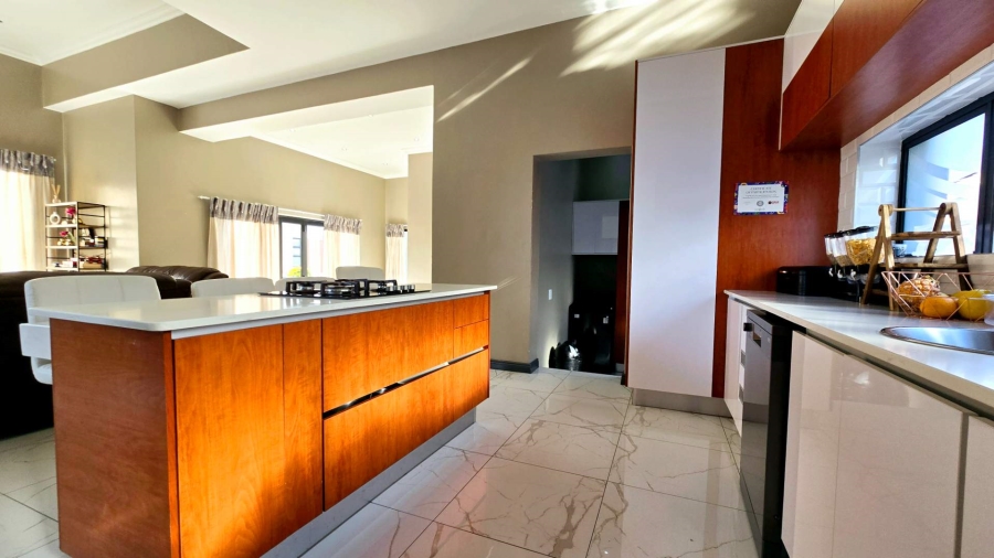 4 Bedroom Property for Sale in The Hills Game Reserve Estate Gauteng