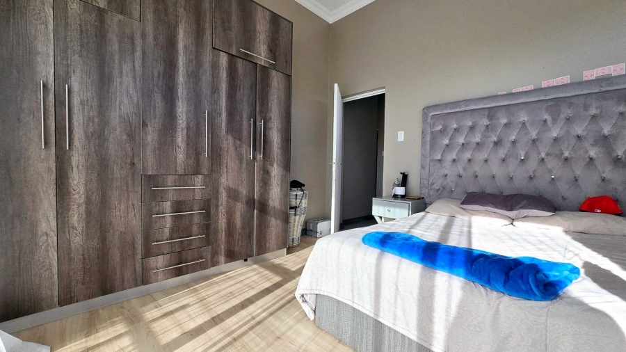 4 Bedroom Property for Sale in The Hills Game Reserve Estate Gauteng
