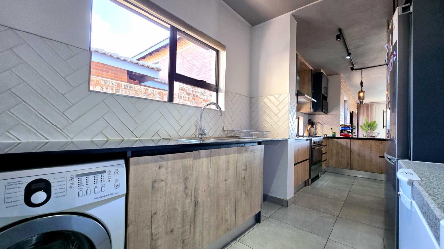 3 Bedroom Property for Sale in Six Fountains Residential Estate Gauteng