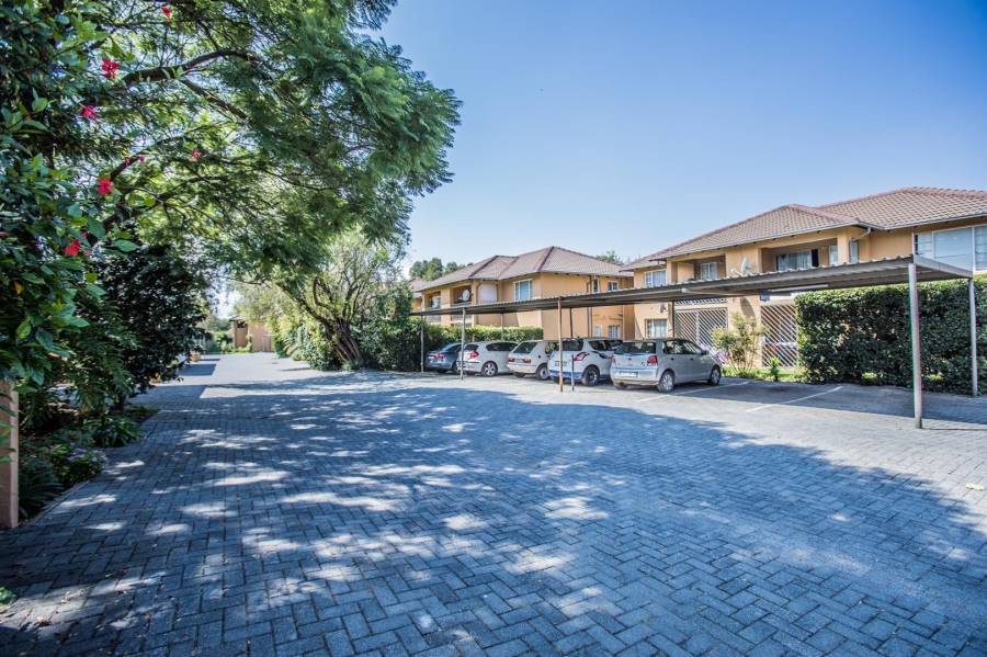 2 Bedroom Property for Sale in Moreleta Park Gauteng