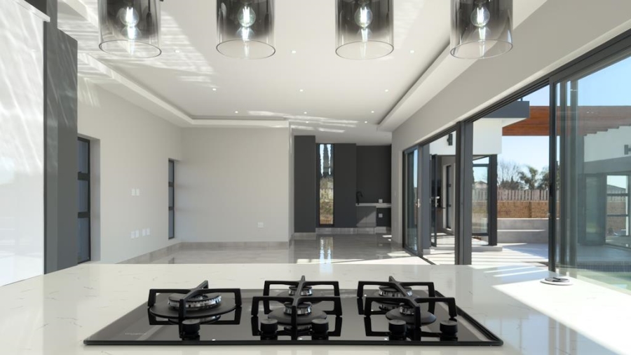 5 Bedroom Property for Sale in Midstream Heights Gauteng