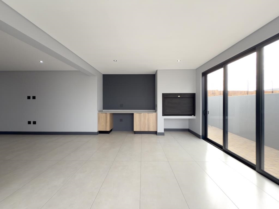 4 Bedroom Property for Sale in Fountainbrook Estate Gauteng